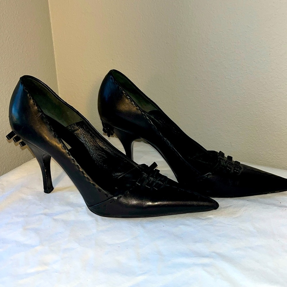 Prada Black Leather Stiletto Heel Pumps Vintage Size 8 Made in Italy
